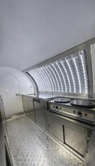 Intérieur de la L-280